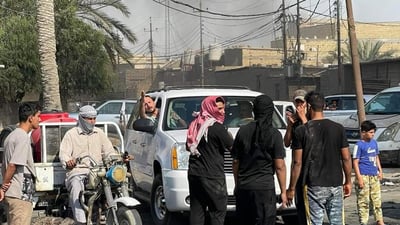 Dhi Qar protesters block university road over exclusion from service projects
