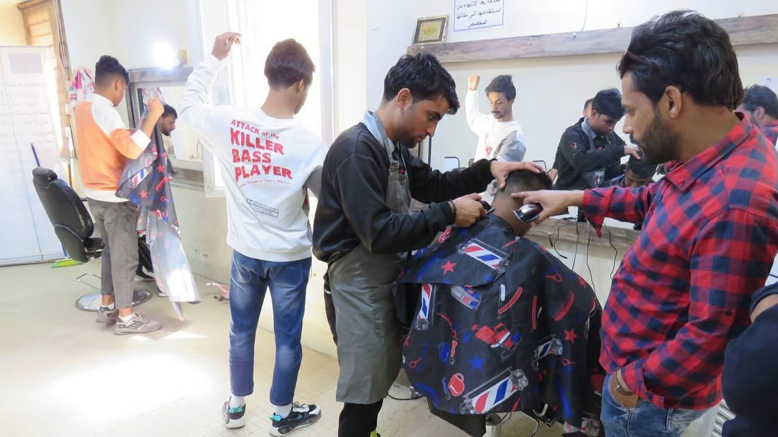 Basra vocational training institute launches barbering course