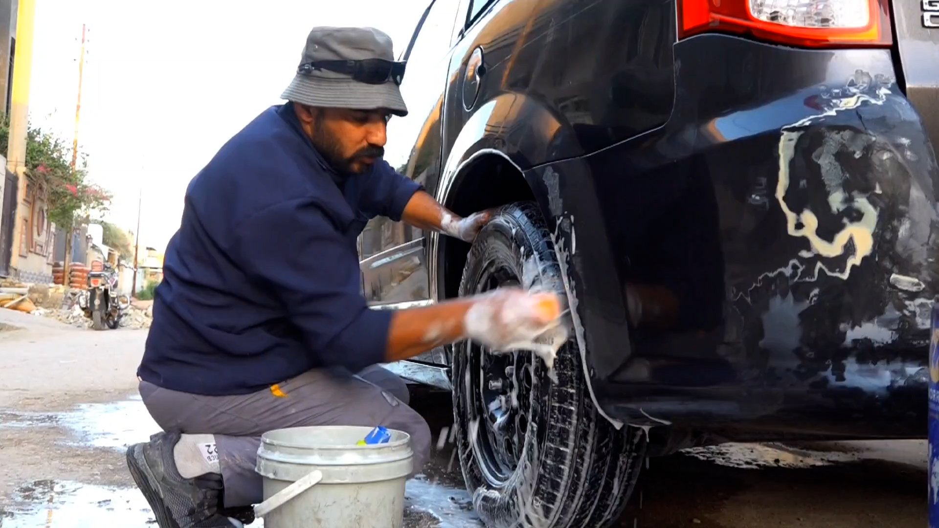 غسل السيارات 