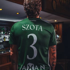Damen Śląsk Wrocław 2025/26 Heimtrikot mit Ligabeflockung