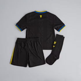 Kinder Manchester United 2025/26 Drittes Set