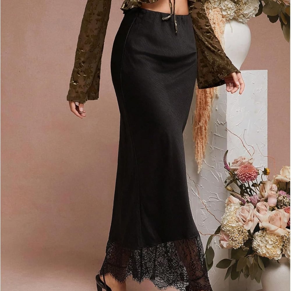 Women's Elegant Lace Maxi Skirt Low Rise Formal Wedding Guest Fishtail Skirt