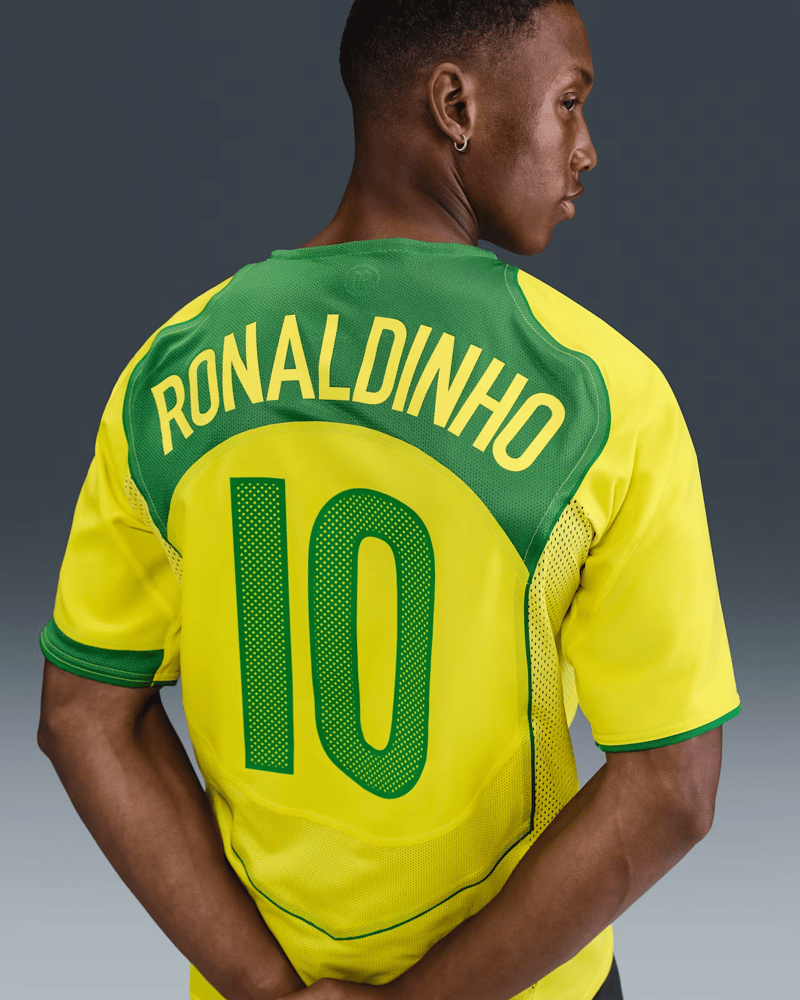 Kinder Brasilien 2004 T90 Remake Trikot Ronaldinho Nr. 10