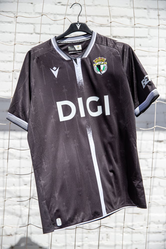 Herren Burgos CF 2025/26 Auswärtstrikot