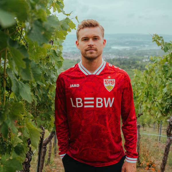 Herren VfB Stuttgart 2025/26 Auswärtstrikot Langarm