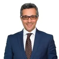 Customer Testimonial by Ashton Ekbatani