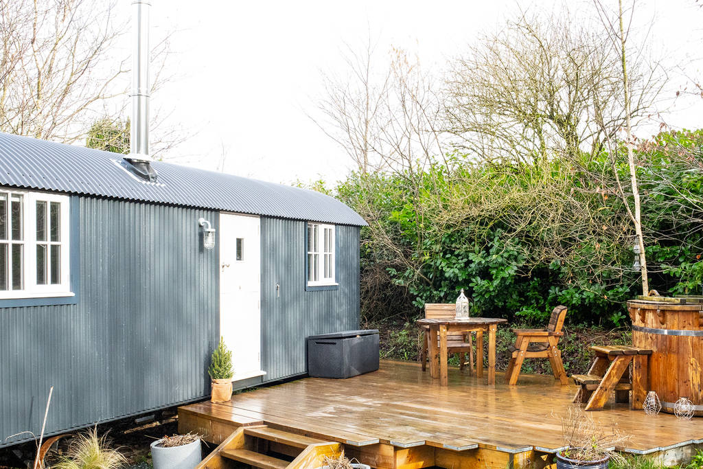Exterior of Ragnarr, the shepherd’s hut at Spring Park