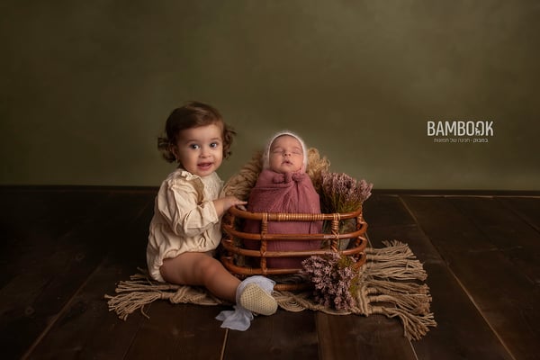 סטודיו במבוק 0548408883