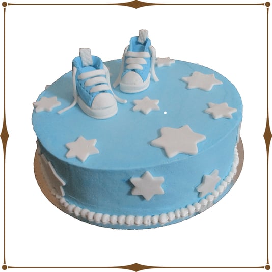 baby-sneaker-cake