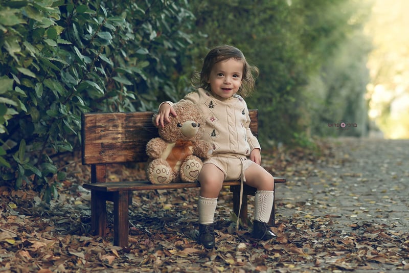 מוקטן עם לוגו ספסל copy 2