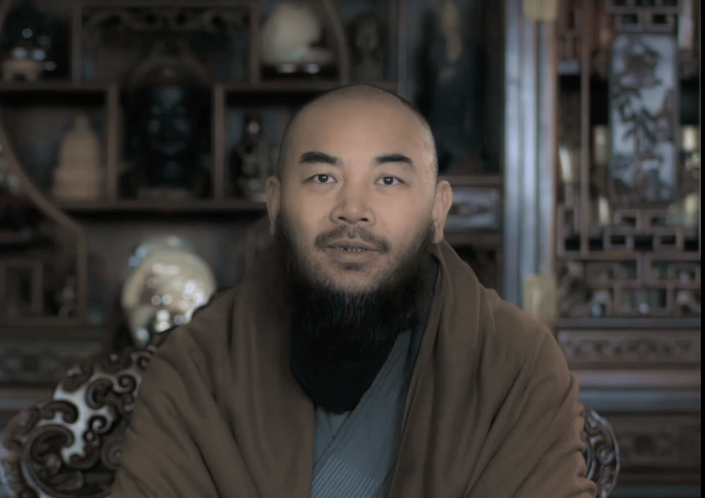 后退何尝不是前进呢——万行法师