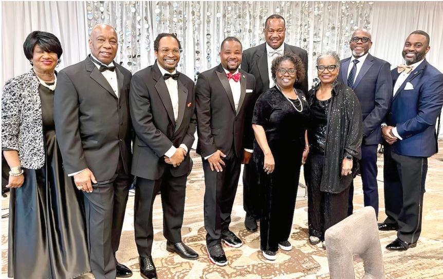 Claflin University President Dr. Dwaun J. Warmack takes top honors at 10th Annual Diamond Awards Celebration