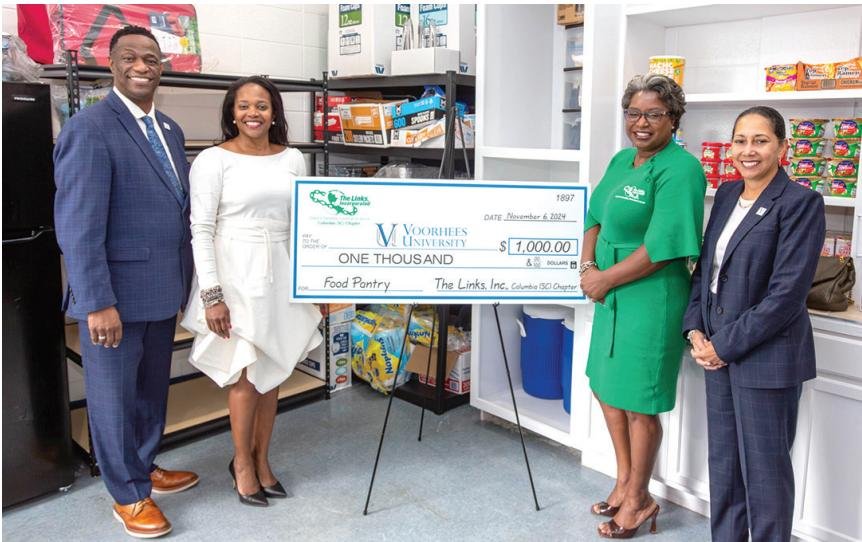 Columbia SC Chapter of The Links, Inc. makes donation to Voorhees College