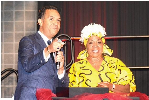 President Glover presented the NAACP Higher Education Award to Columbia College President Dr. John Dozier
