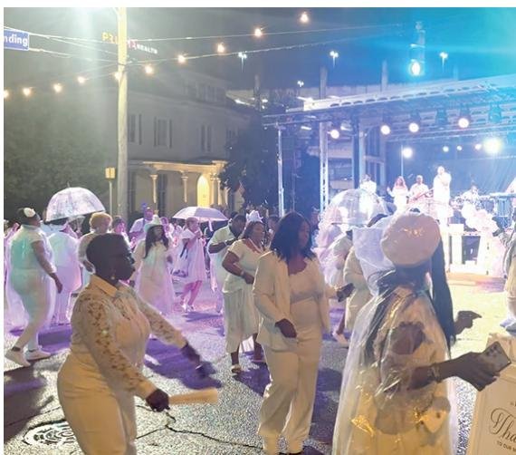 5th Annual Dinner en Blanc returns to Columbia