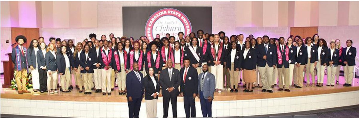 Dr. Emily England Clyburn Honors College welcomes 125 new scholars
