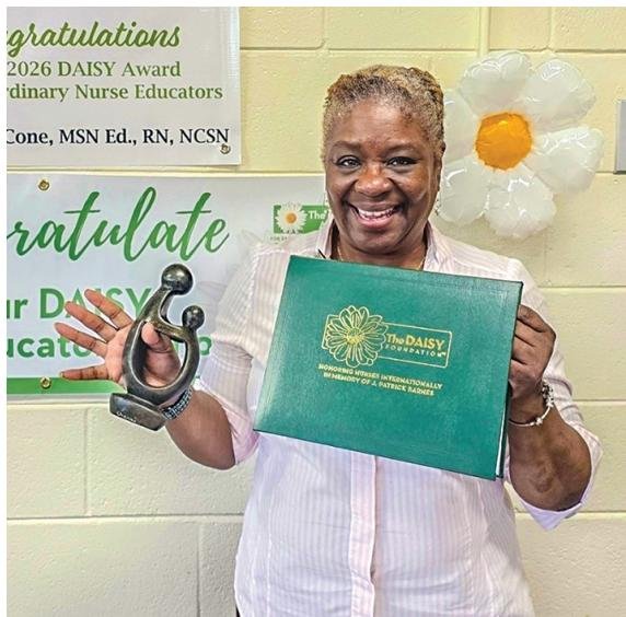 Richland One Nurse Educator wins DAISY Extraordinary Nurse Educator Award