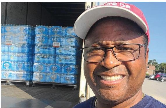 SC State alumnus donates 38,400 bottles of water to SC State University