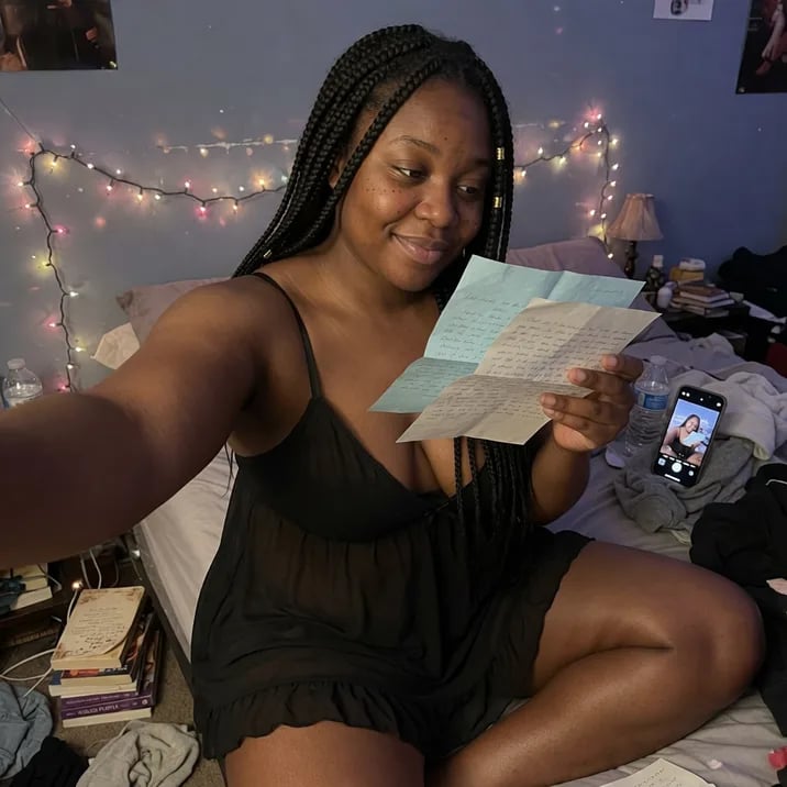 Nia