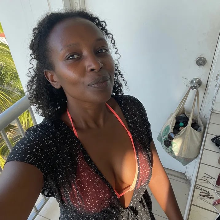 Nia