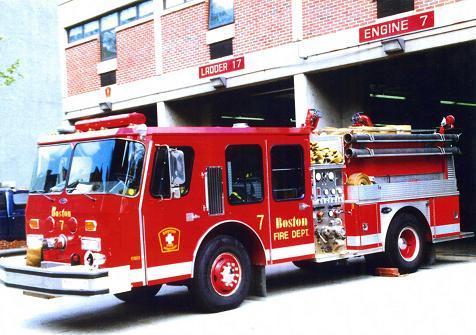 洋書 FIRE ENGINES IN NORTH AMERICA Danville family bought 1947 American LaFrance fire engine