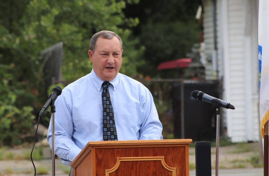Avon Veterans Service Officer Dale Kurtz speaks at a ceremony Friday, Aug. 7, commemorating the Town as a Purple Heart Community. (Photo courtesy Town of Avon)