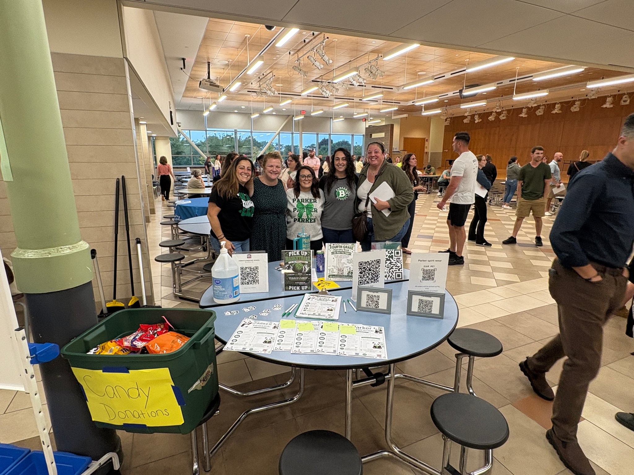parent with staff at back to school night