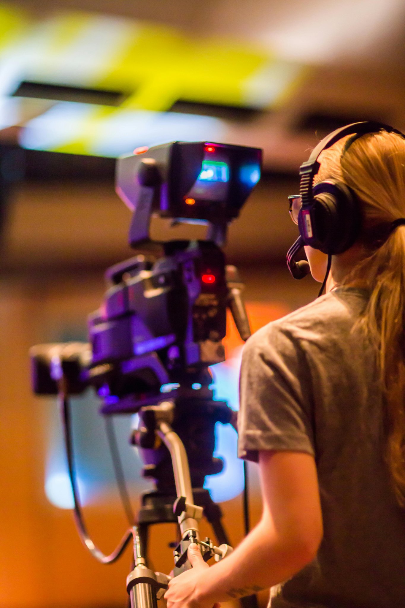 On Air and On Point: Mastering Media Relations with Broadcast and Radio Journalists image