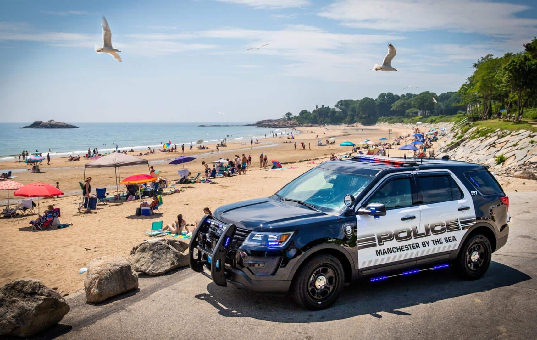 Manchester by-the-Sea cruiser at beach