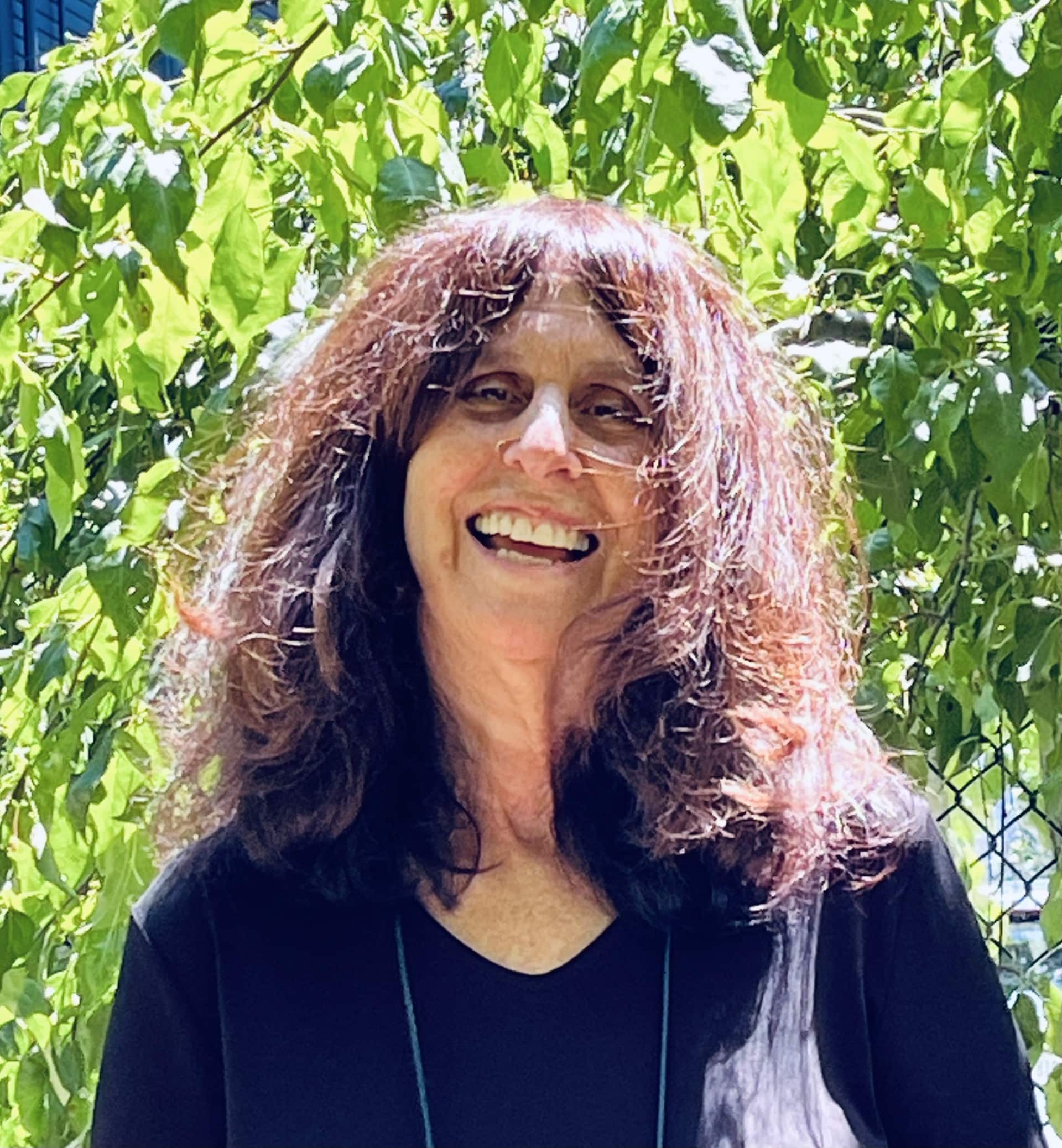Nomi Davidson