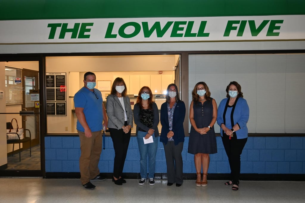 Greater Lowell Technical High School Student Receives Lowell Five Bank