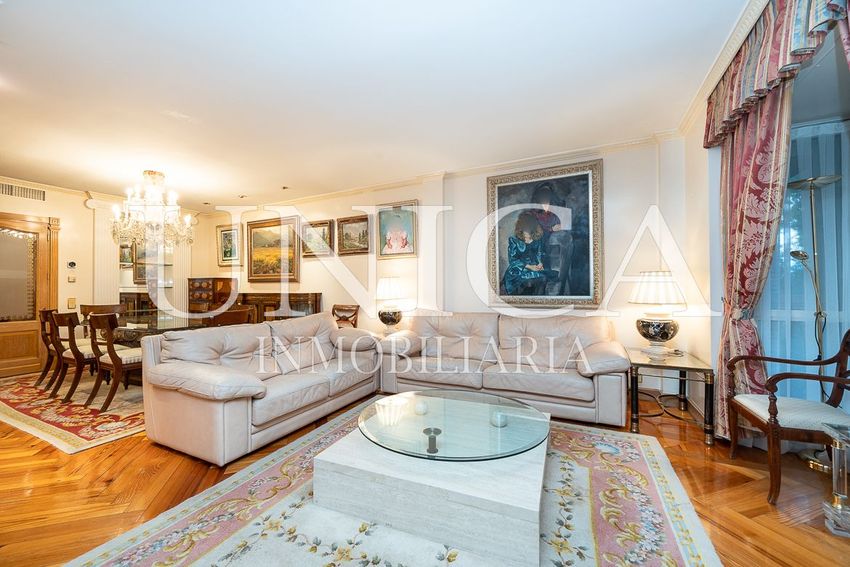Dúplex en venta en Calle de Arturo Soria
