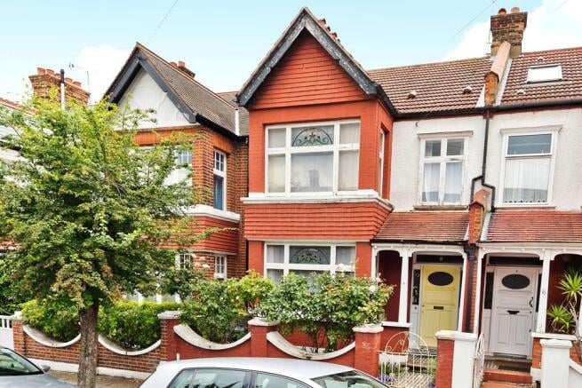 8, Melrose Avenue, London SW19 8BY
