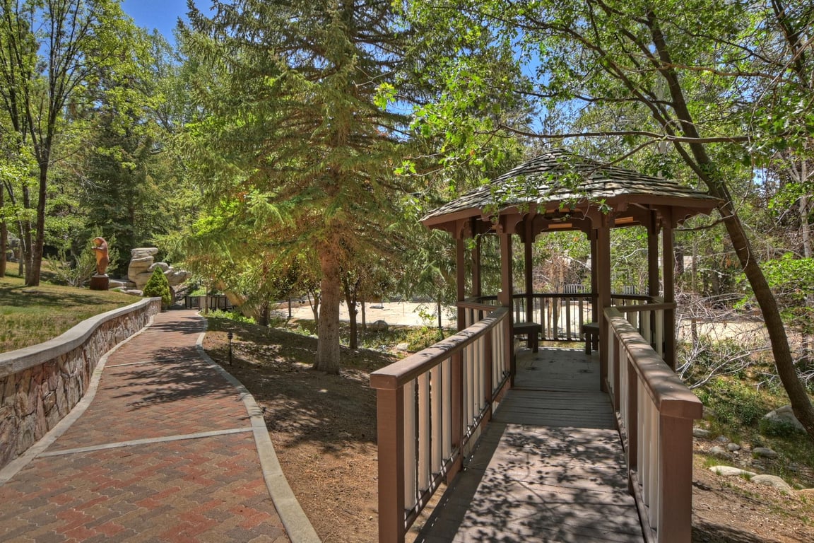 Cabin Image 88
