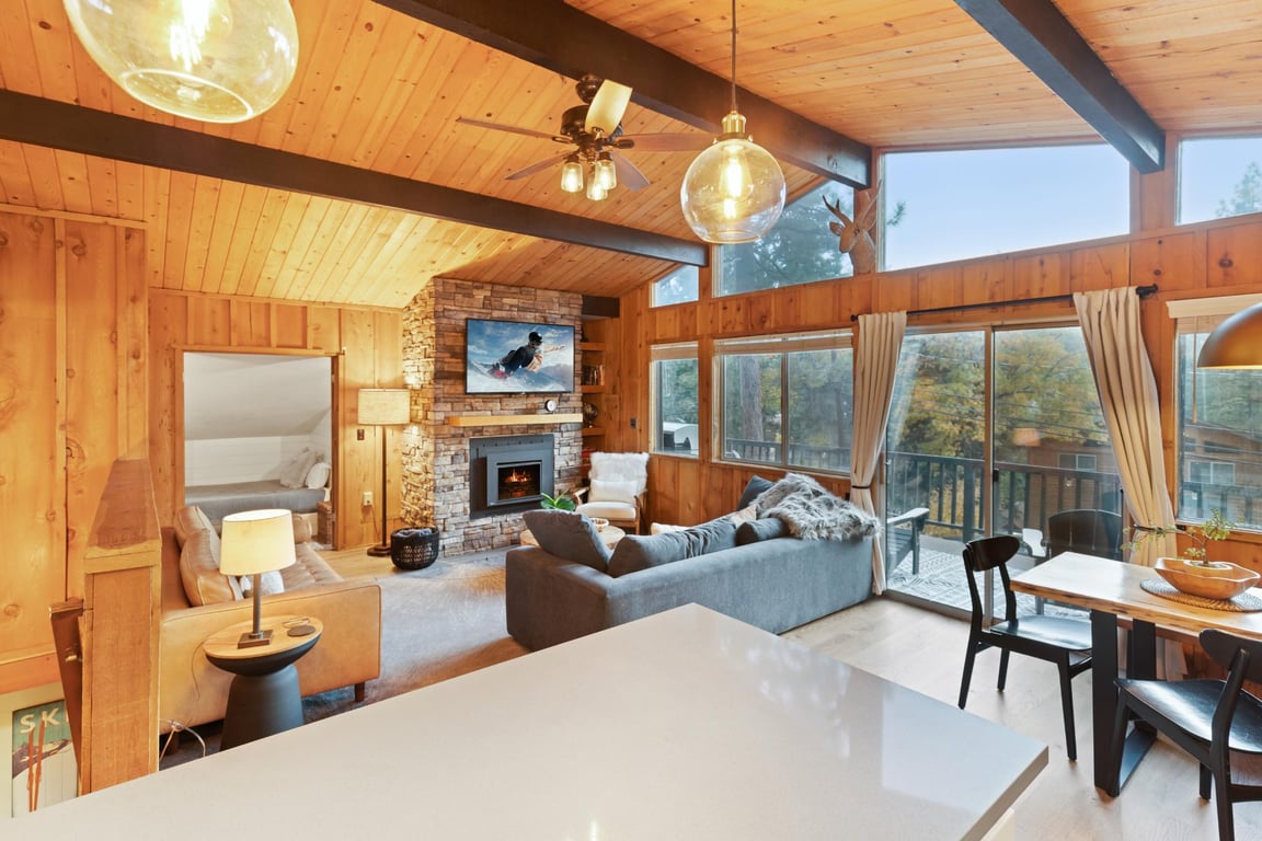 Cabin Image 18