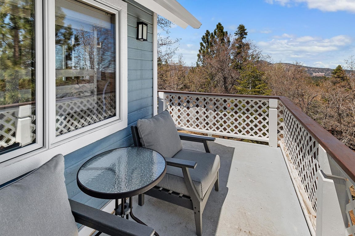 Cabin Image 15