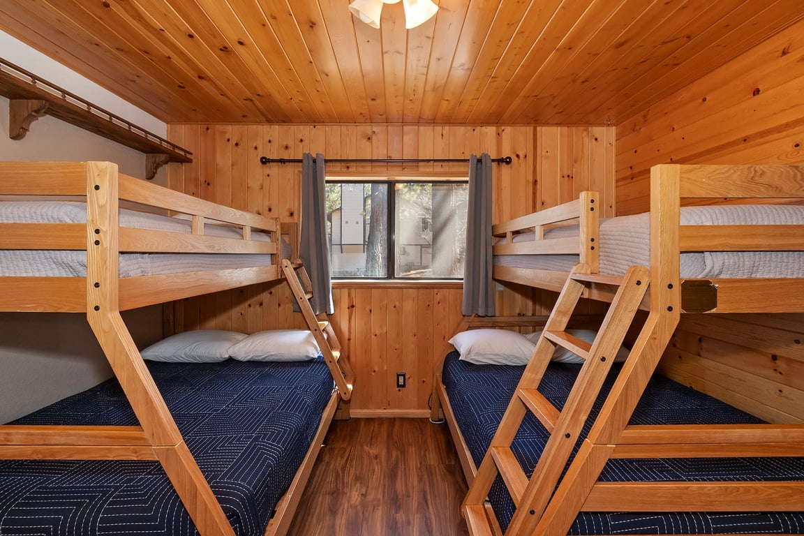 Cabin Image 32
