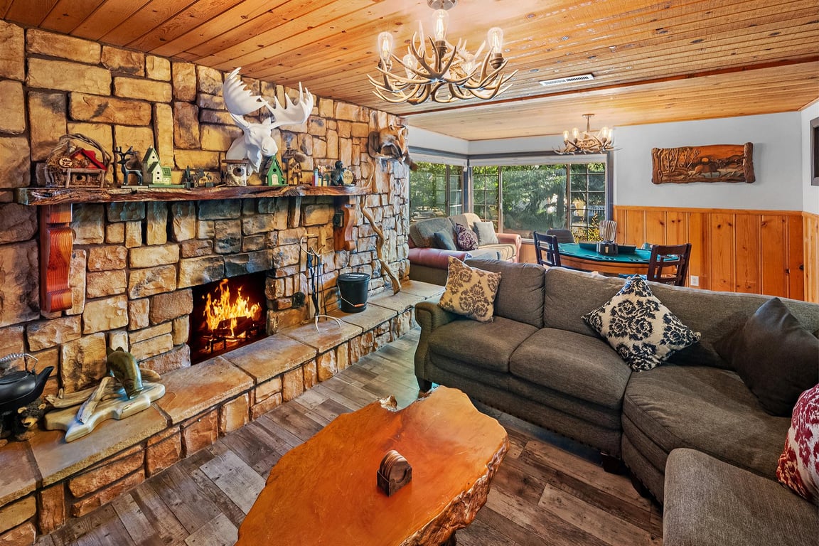 Cabin Image 14