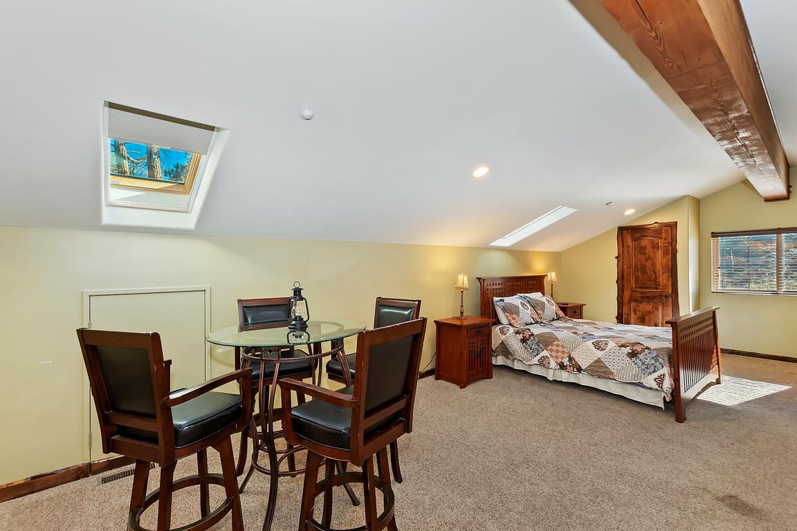 Cabin Image 71