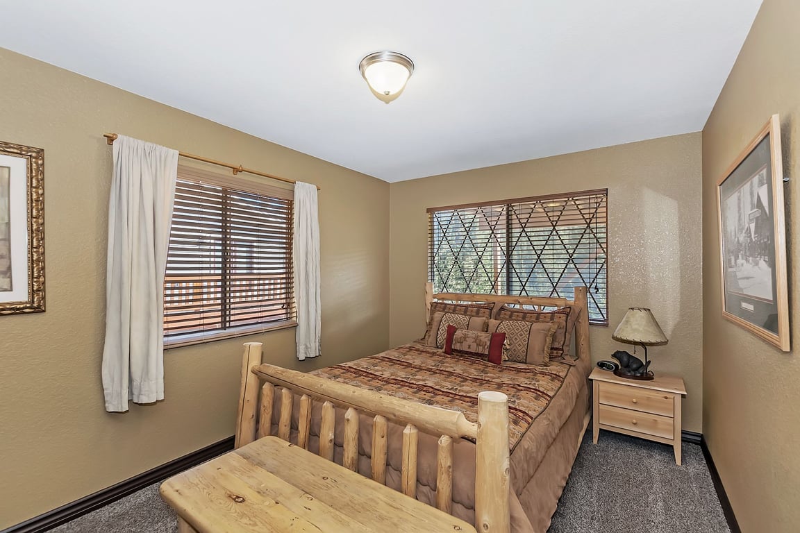 Cabin Image 15