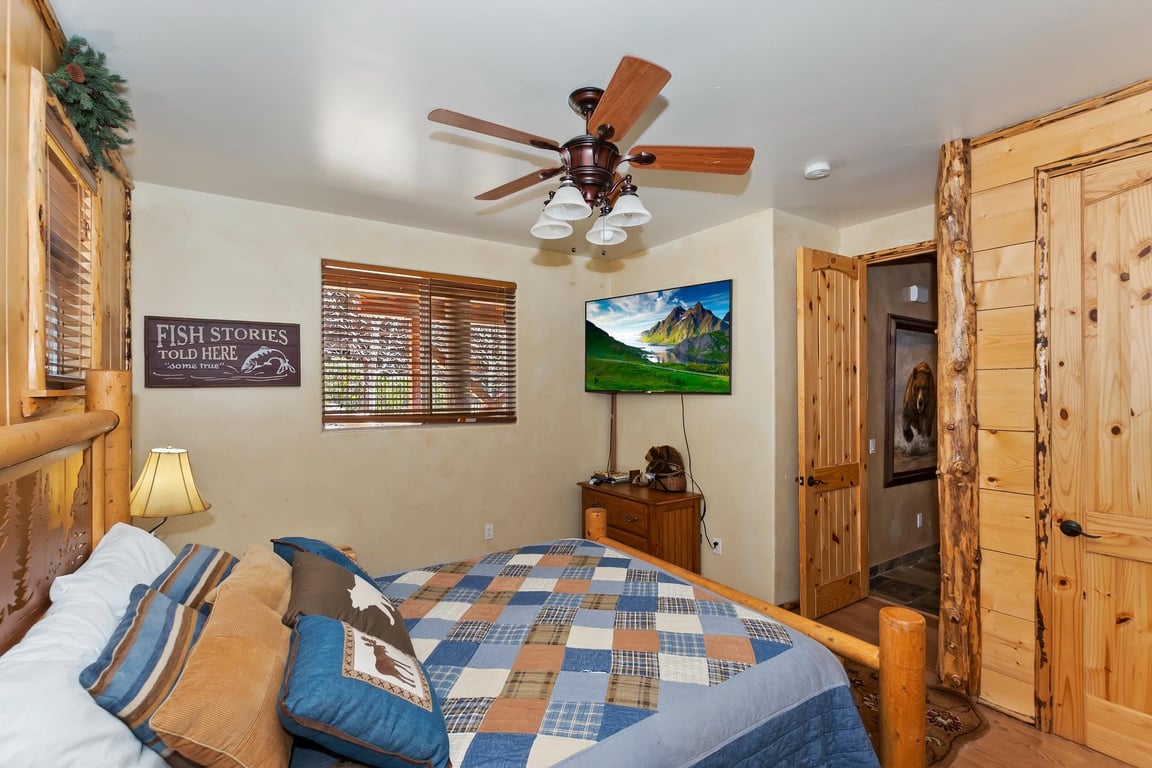 Cabin Image 53
