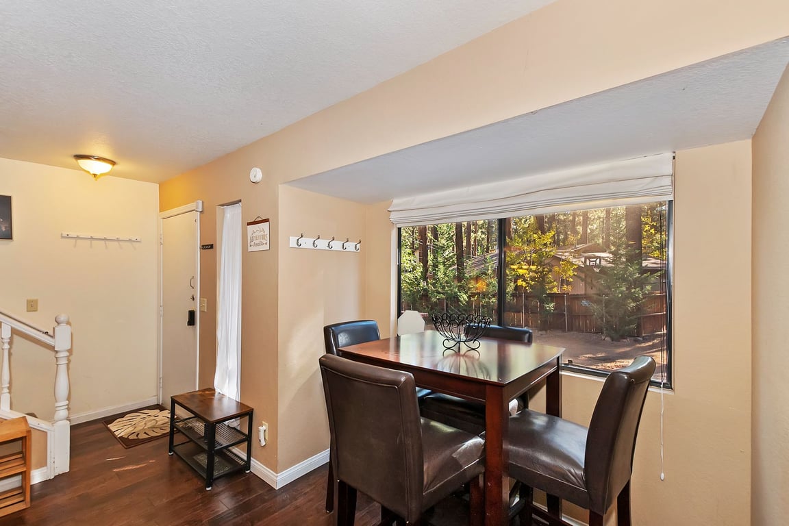 Cabin Image 7