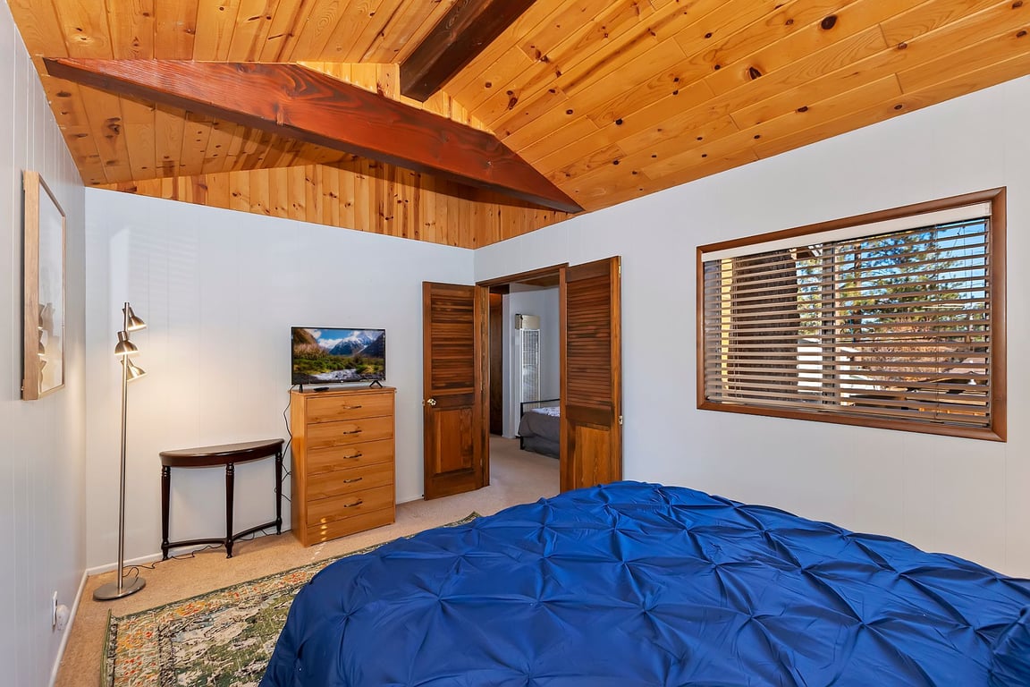 Cabin Image 20