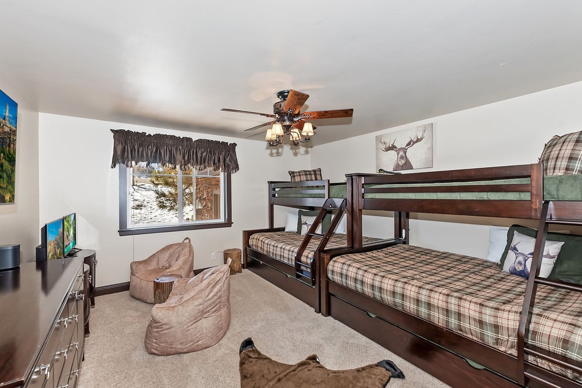 Cabin Image 31