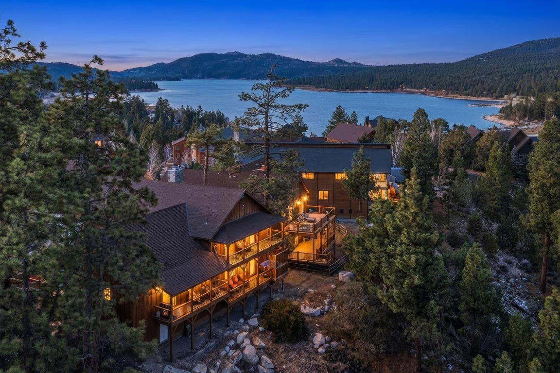 Cabin Image 64