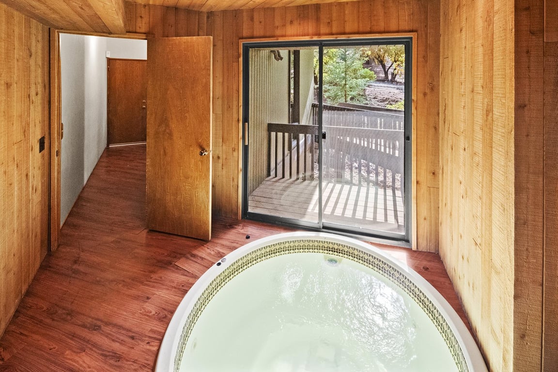 Cabin Image 58