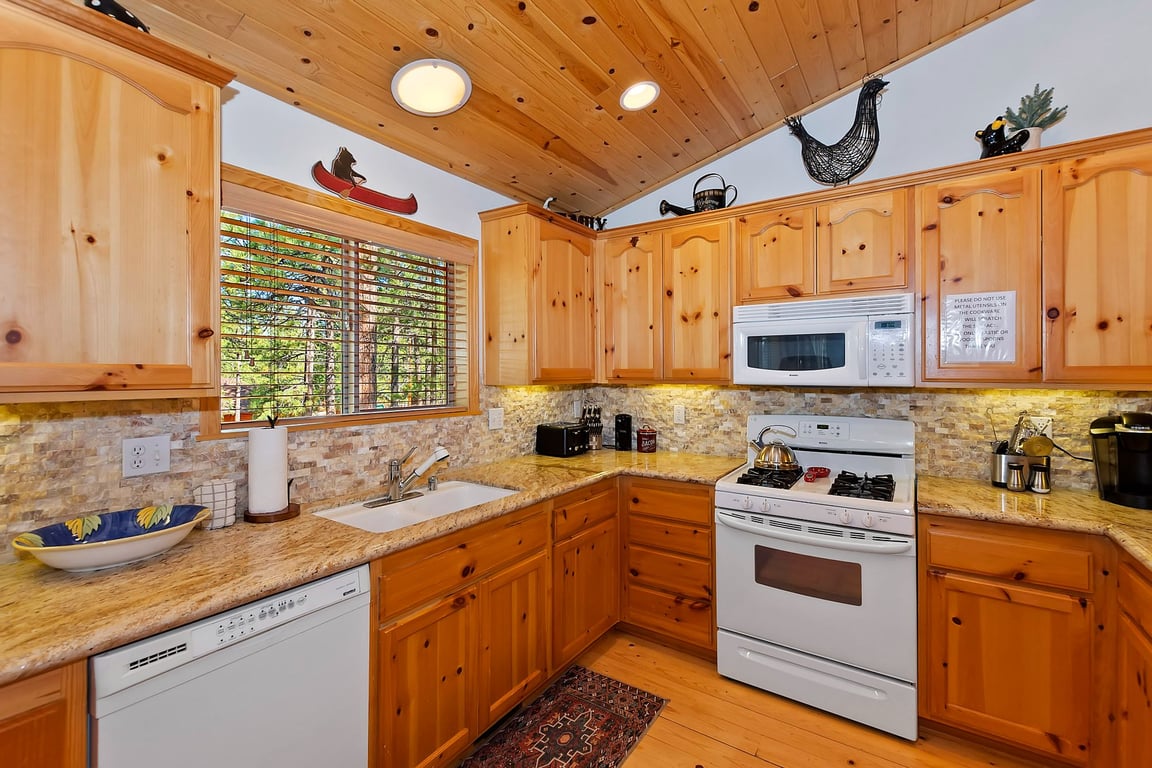 Cabin Image 14