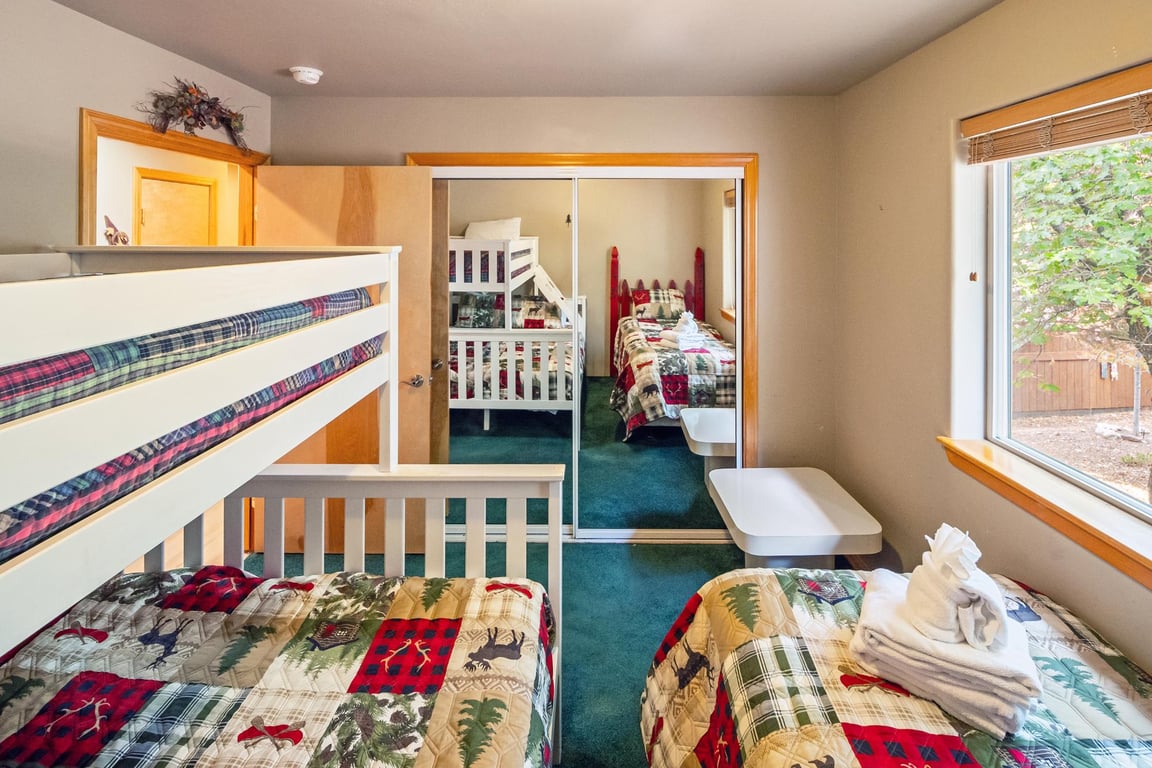 Cabin Image 30