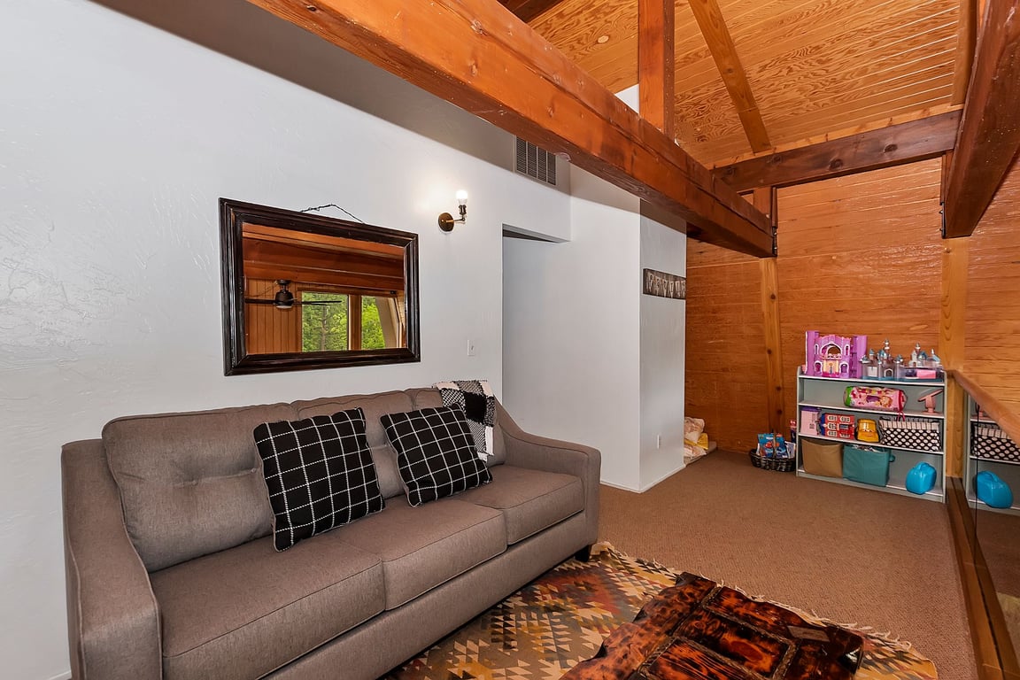 Cabin Image 20