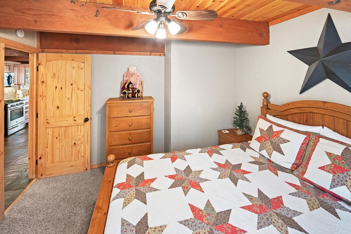 Cabin Image 29